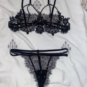 ✨Brand New✨ custom rhinestone exotic dancewear